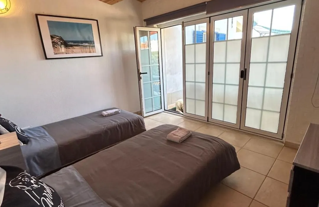 Windy'S Guest House-1